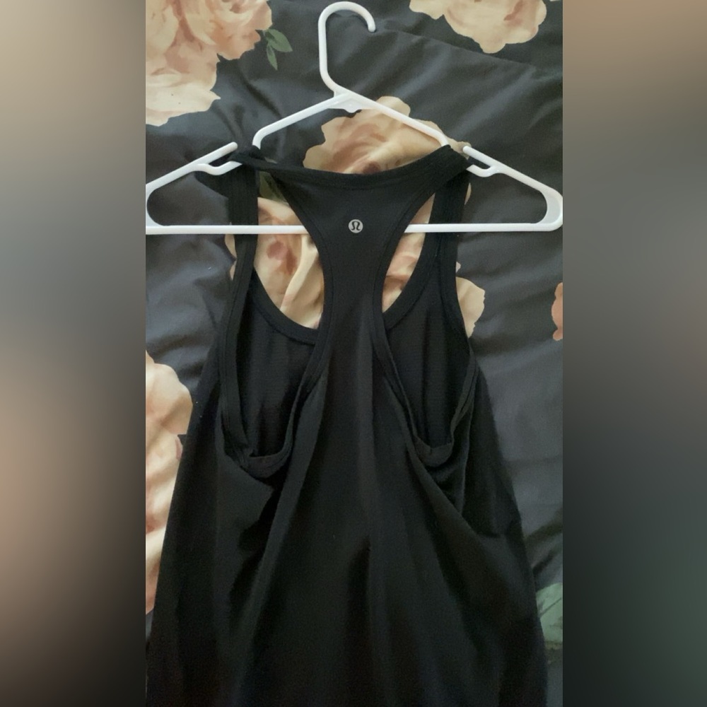 lululemon black racerback- 2.0 size 2